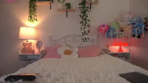 Snapshot of violeth___ chatting on July 2026 11:16:02 AM violeth___ online show from July 2026 11:16:02 AM