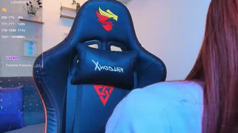 violeth_rosse_ online show from December 2025 11:46:01 PM