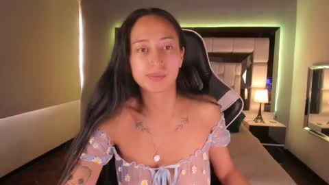 violetskinny online show from December 2024 09:34:01 PM