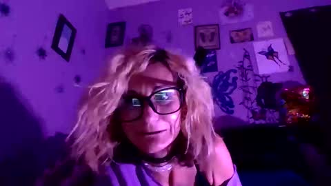 Snapshot of violetsprings7 chatting on March 2026 11:54:02 AM violetsprings7 online show from March 2026 11:54:02 AM