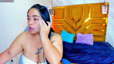 Snapshot of violett_cinnamon chatting on July 2026 11:16:02 AM Violeta online show from July 2026 11:16:02 AM
