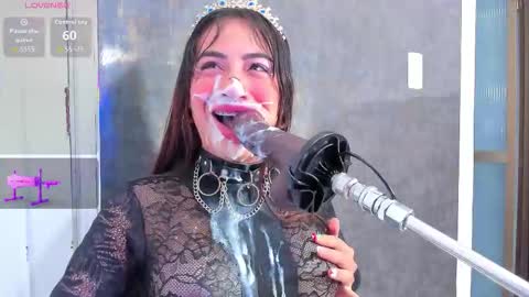 Violett online show from October 2025 06:34:01 AM