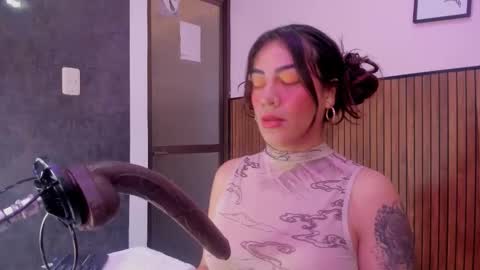 Violett online show from February 2026 05:24:01 AM