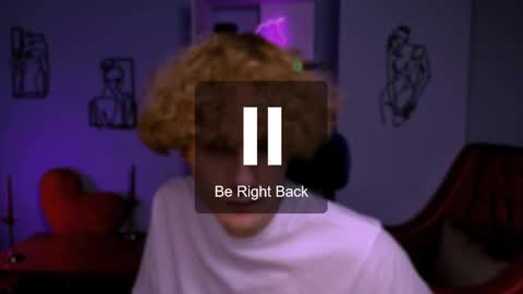 Snapshot of violett_shy chatting on March 2025 10:07:02 AM violett_shy online show from March 2025 10:07:02 AM