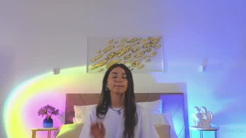 Snapshot of violetta_finch chatting on May 2026 10:20:02 AM violetta_finch online show from May 2026 10:20:02 AM