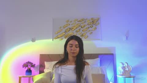 Snapshot of violetta_finch chatting on May 2026 10:31:01 AM violetta_finch online show from May 2026 10:31:01 AM