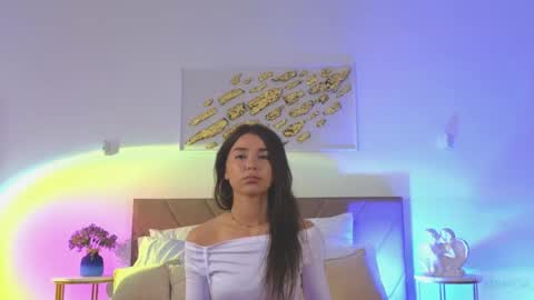 Snapshot of violetta_finch chatting on May 2026 10:21:02 AM violetta_finch online show from May 2026 10:21:02 AM