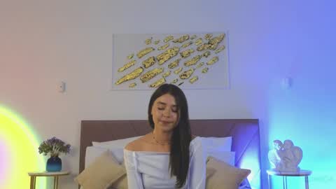 Snapshot of violetta_finch chatting on May 2026 11:03:02 AM violetta_finch online show from May 2026 11:03:02 AM