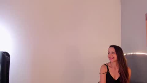 Violetta  online show from February 2026 08:02:01 PM