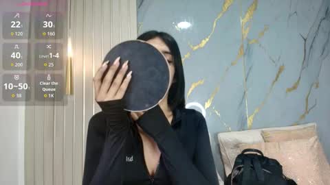 Snapshot of violetta_ross chatting on September 2025 11:44:01 AM violetta_ross online show from September 2025 11:44:01 AM