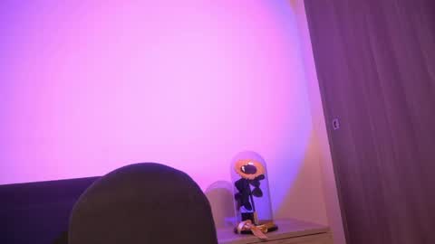 Snapshot of violetta_swift_ chatting on April 2026 03:13:02 AM violetta independent model online show from April 2026 03:13:02 AM