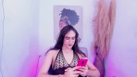 Snapshot of violetta_tss chatting on October 2025 09:46:01 PM Princess Violet Valerious Follow me IGX violetvalerious online show from October 2025 09:46:01 PM