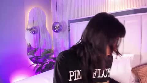 violettacolinss online show from February 2026 11:31:02 AM