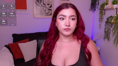 Violett Castel online show from April 2026 07:00:01 PM