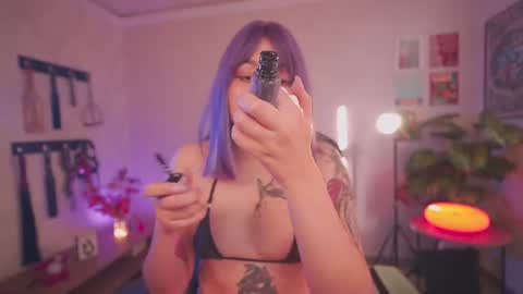 Snapshot of violette_clerk1 chatting on July 2026 08:55:02 PM JULIE UWU online show from July 2026 08:55:02 PM
