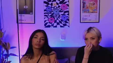 Snapshot of violettgrey_ chatting on July 2026 04:29:01 AM Violet online show from July 2026 04:29:01 AM