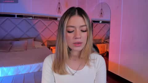 Violett  online show from January 2026 06:44:02 PM