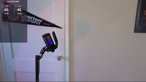 Violet Winter  indie sleaze goth girl next door online show from December 2024 04:57:01 PM
