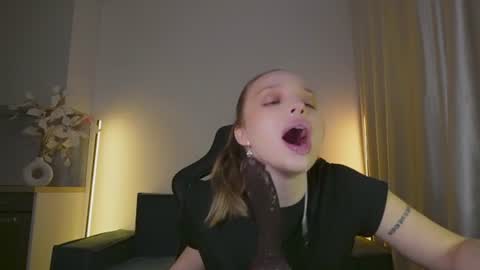 Violla online show from June 2026 11:46:01 AM