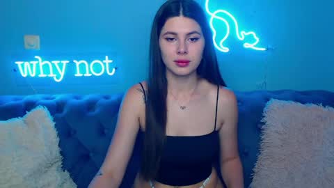 Snapshot of viollinalv chatting on June 2026 04:35:02 AM viollinalv online show from June 2026 04:35:02 AM