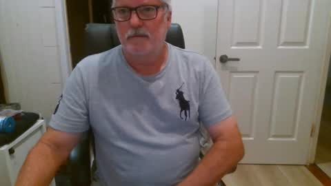 Snapshot of viper654321 chatting on November 2025 12:41:01 AM viper654321 online show from November 2025 12:41:01 AM