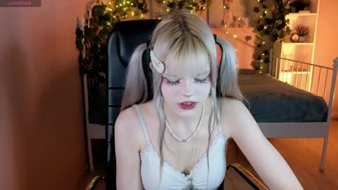 Snapshot of vitamorphosis chatting on March 2026 09:25:01 PM Vita online show from March 2026 09:25:01 PM