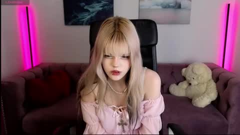 Snapshot of vitamorphosis chatting on March 2026 09:25:01 PM Vita online show from March 2026 09:25:01 PM