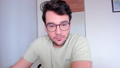 Snapshot of vito_ferrero chatting on February 2026 11:58:01 AM Vito Ferrer online show from February 2026 11:58:01 AM