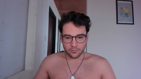 Snapshot of vito_ferrero chatting on February 2026 12:25:01 PM Vito Ferrer online show from February 2026 12:25:01 PM