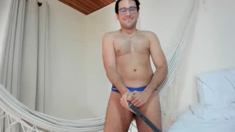 Snapshot of vito_ferrero chatting on February 2026 04:03:02 PM Vito Ferrer online show from February 2026 04:03:02 PM