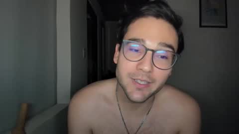 Snapshot of vito_ferrero chatting on February 2026 11:34:02 PM Vito Ferrer online show from February 2026 11:34:02 PM