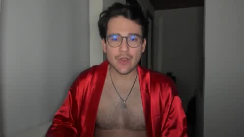 Snapshot of vito_ferrero chatting on February 2026 12:43:02 AM Vito Ferrer online show from February 2026 12:43:02 AM