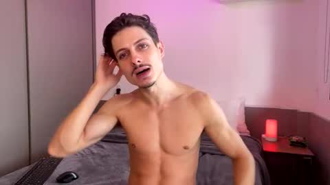 vitoraugustoxxx online show from October 2025 04:18:01 PM