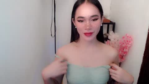Snapshot of vivahotbabessandra chatting on June 2026 06:12:01 PM SANDRA GOING YOU online show from June 2026 06:12:01 PM