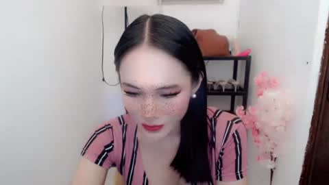 Snapshot of vivahotbabessandra chatting on July 2026 11:49:02 AM SANDRA GOING YOU online show from July 2026 11:49:02 AM