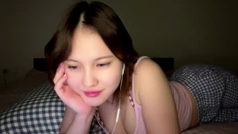Snapshot of vivatrude chatting on June 2026 03:50:02 PM Sonya online show from June 2026 03:50:02 PM