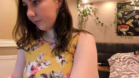 Snapshot of viverlove chatting on November 2025 07:03:01 PM Viv online show from November 2025 07:03:01 PM