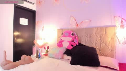 Viviana  online show from April 2026 01:14:01 AM