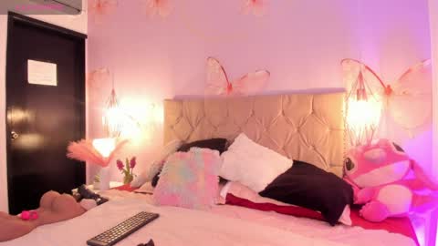 Viviana  online show from April 2026 04:59:02 PM