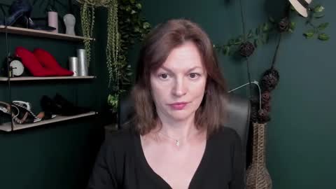 Vivian online show from March 2025 06:59:02 AM