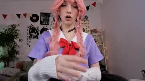 vivian_qwerty online show from February 2025 04:36:02 AM