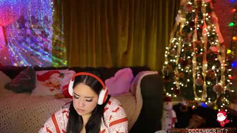 Vivi online show from December 2025 01:46:02 AM