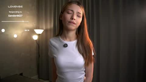 Naomi online show from May 2026 03:52:01 PM
