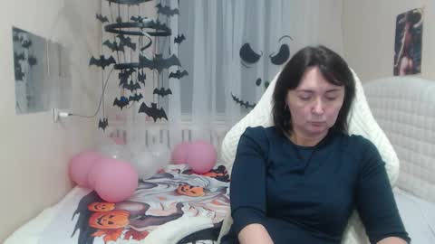 Snapshot of vivianguchih chatting on October 2025 07:16:01 AM vivianguchih online show from October 2025 07:16:01 AM