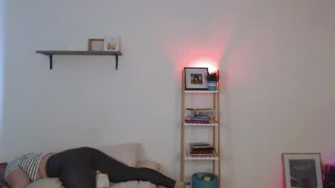 Lela online show from August 2026 08:28:01 AM