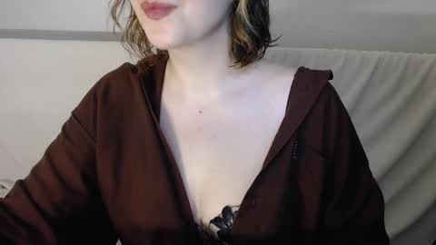 Viya online show from September 2025 01:06:01 AM