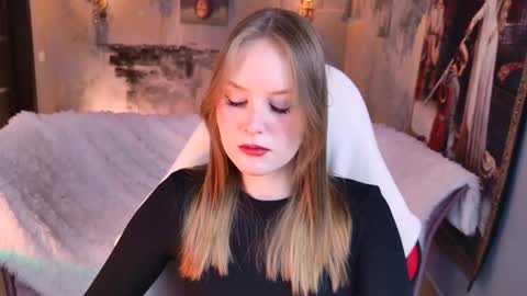 Vivien online show from March 2026 05:11:01 AM