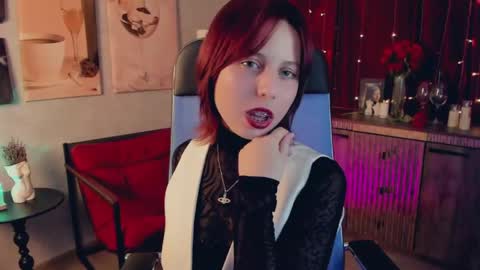 Vivienne  online show from May 2026 12:57:02 PM