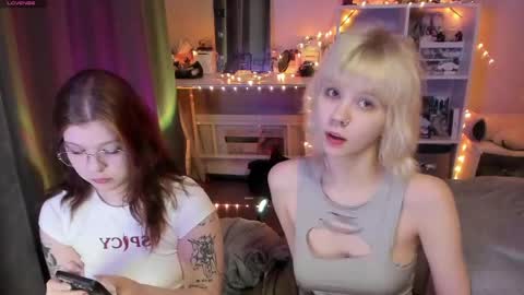 Snapshot of vivy_ chatting on May 2026 09:21:01 PM chatur babes online show from May 2026 09:21:01 PM