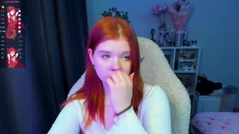 Snapshot of vivy_ chatting on June 2026 10:03:02 PM chatur babes online show from June 2026 10:03:02 PM